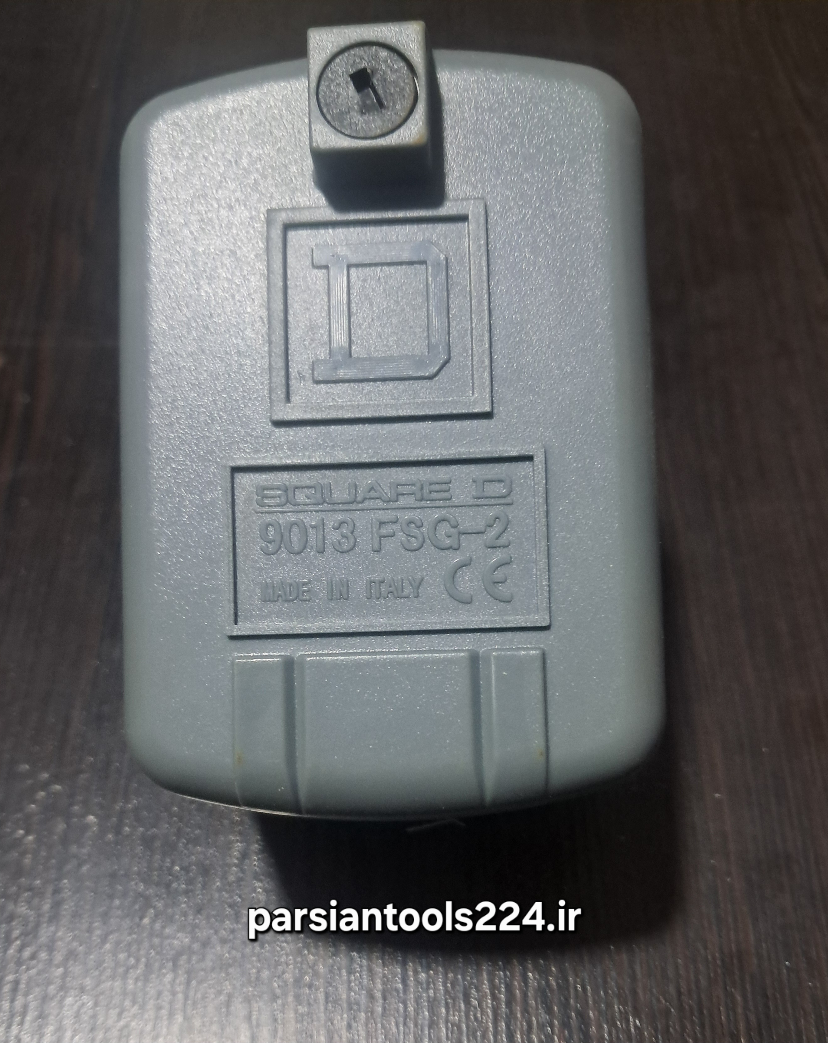 کلید اتومات پمپ آب اسکواردی مدل FSG2 ایتالیایی